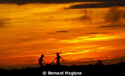 Taken at the shore of Antique facing Sulu sea. The sunset... by Bernard Maglana 